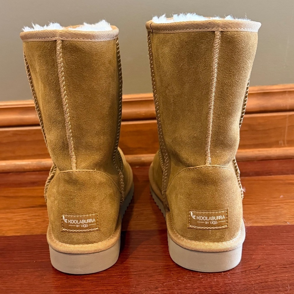 Koolaburra by UGG Chestnut Short Fall Boots, Winter Cozy Shearling, Size 10